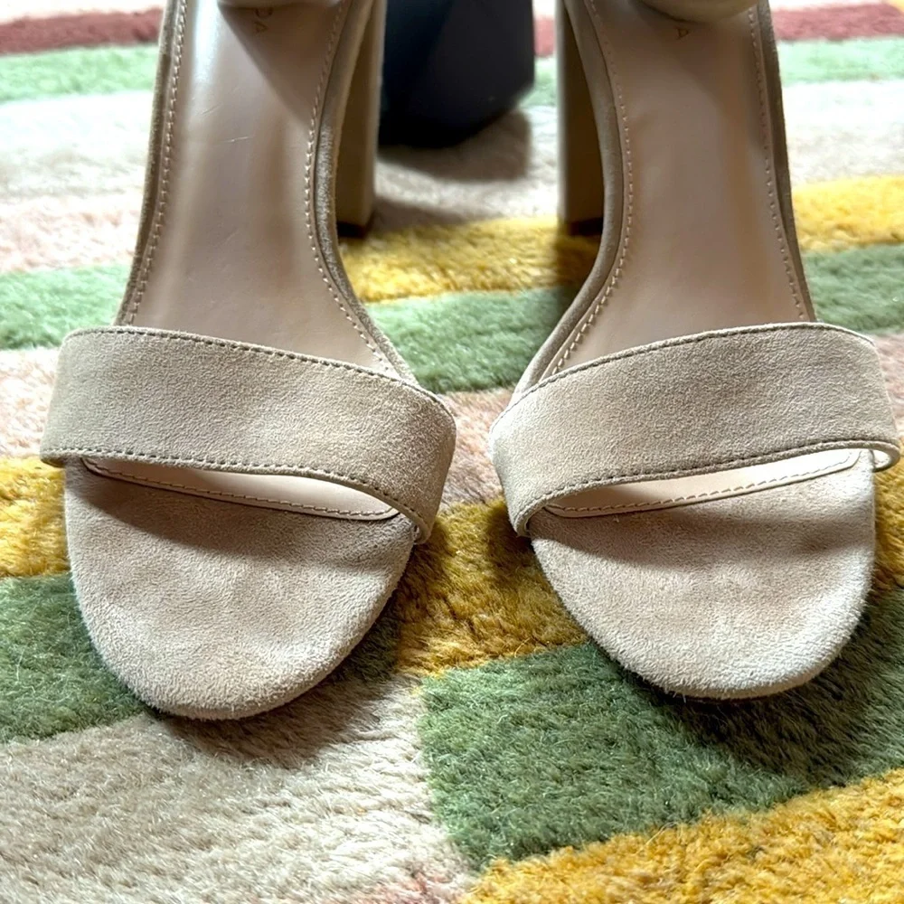 Pelle Moda BRIAR HIGH HEEL - MUSHROOM size 9M